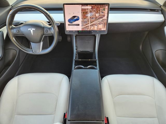 Used 2018 Tesla Model 3 Long Range image 17