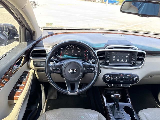 Used 2017 Kia Sorento EX w/ EX Premium Package image 14