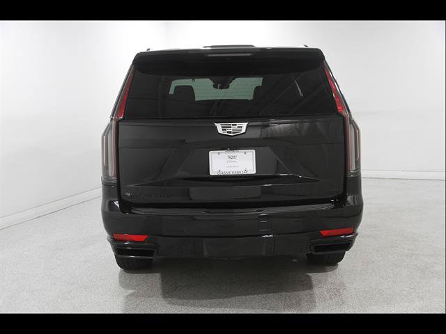 Certified 2022 Cadillac Escalade Premium Luxury AWD/4WD image 25