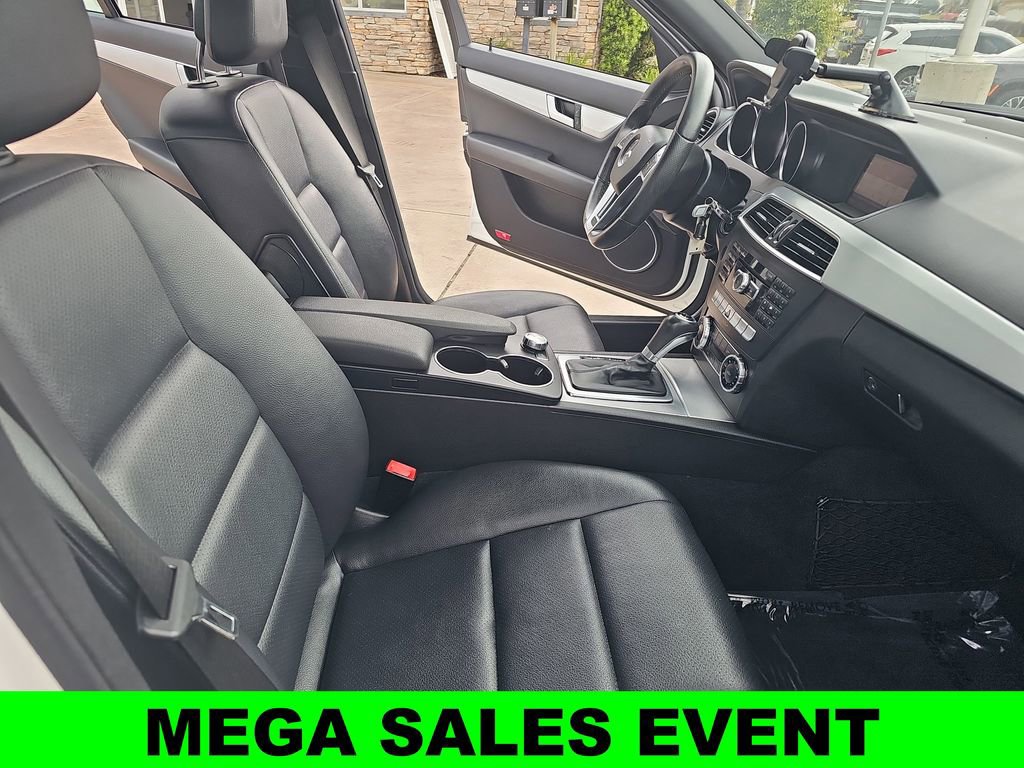 Used 2013 Mercedes-Benz C 250 Sedan image 10