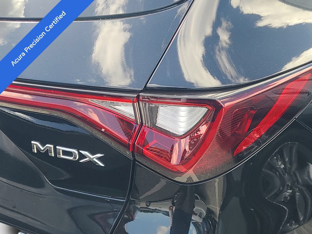 Used 2025 Acura MDX SH-AWD image 12