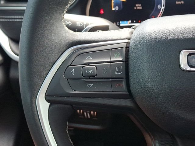 Certified 2023 Jeep Grand Cherokee Altitude AWD/4WD image 26