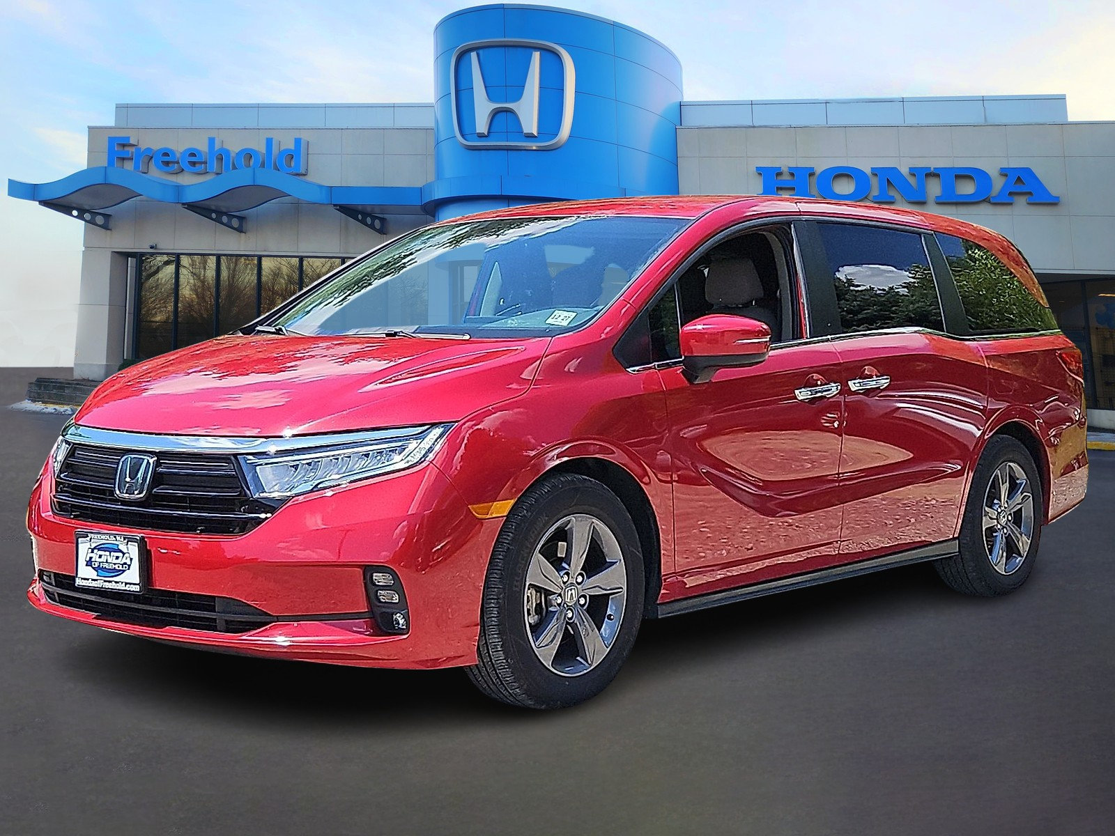 Used 2023 Honda Odyssey EX image 3