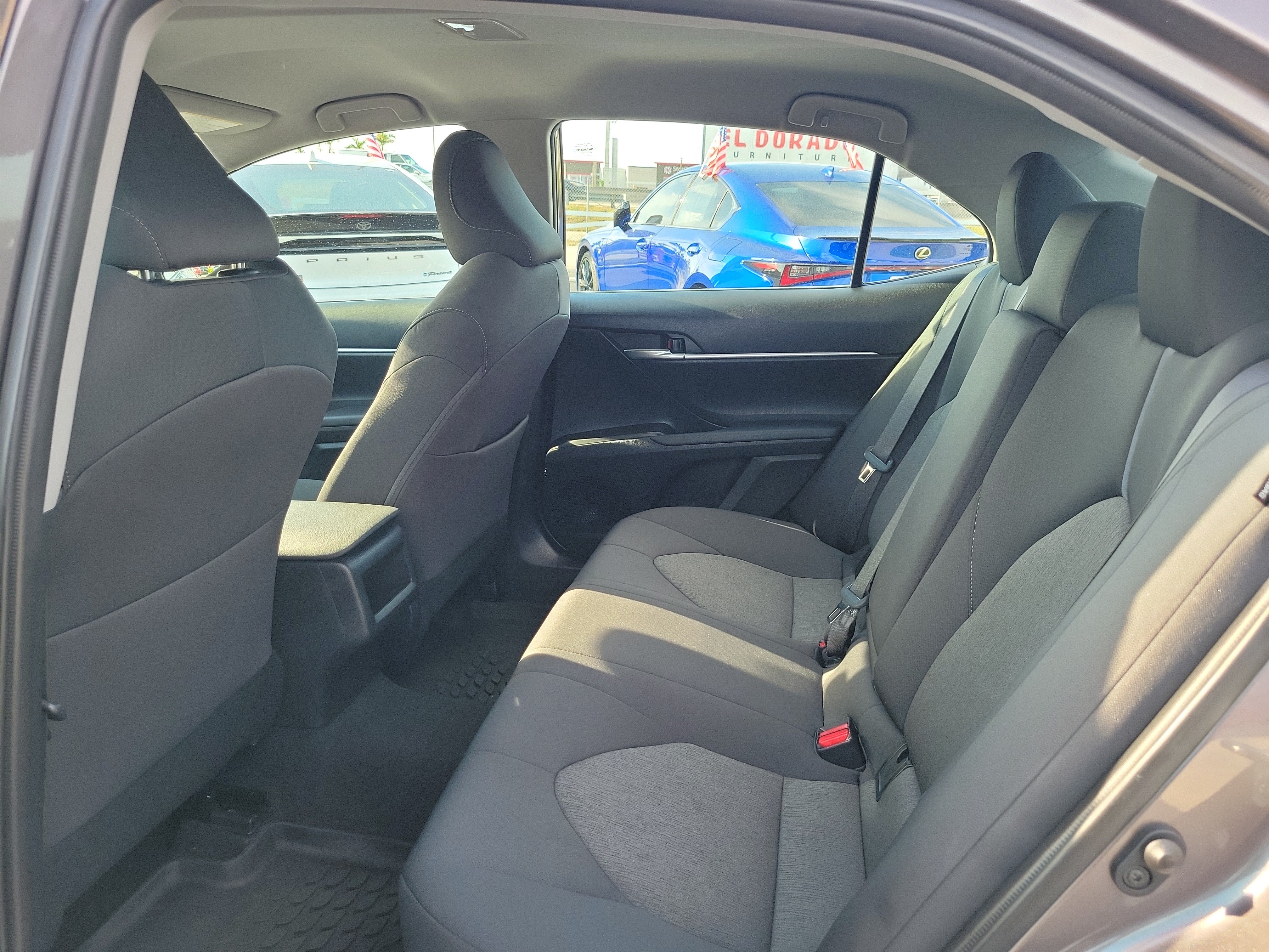 Used 2023 Toyota Camry LE FWD image 18