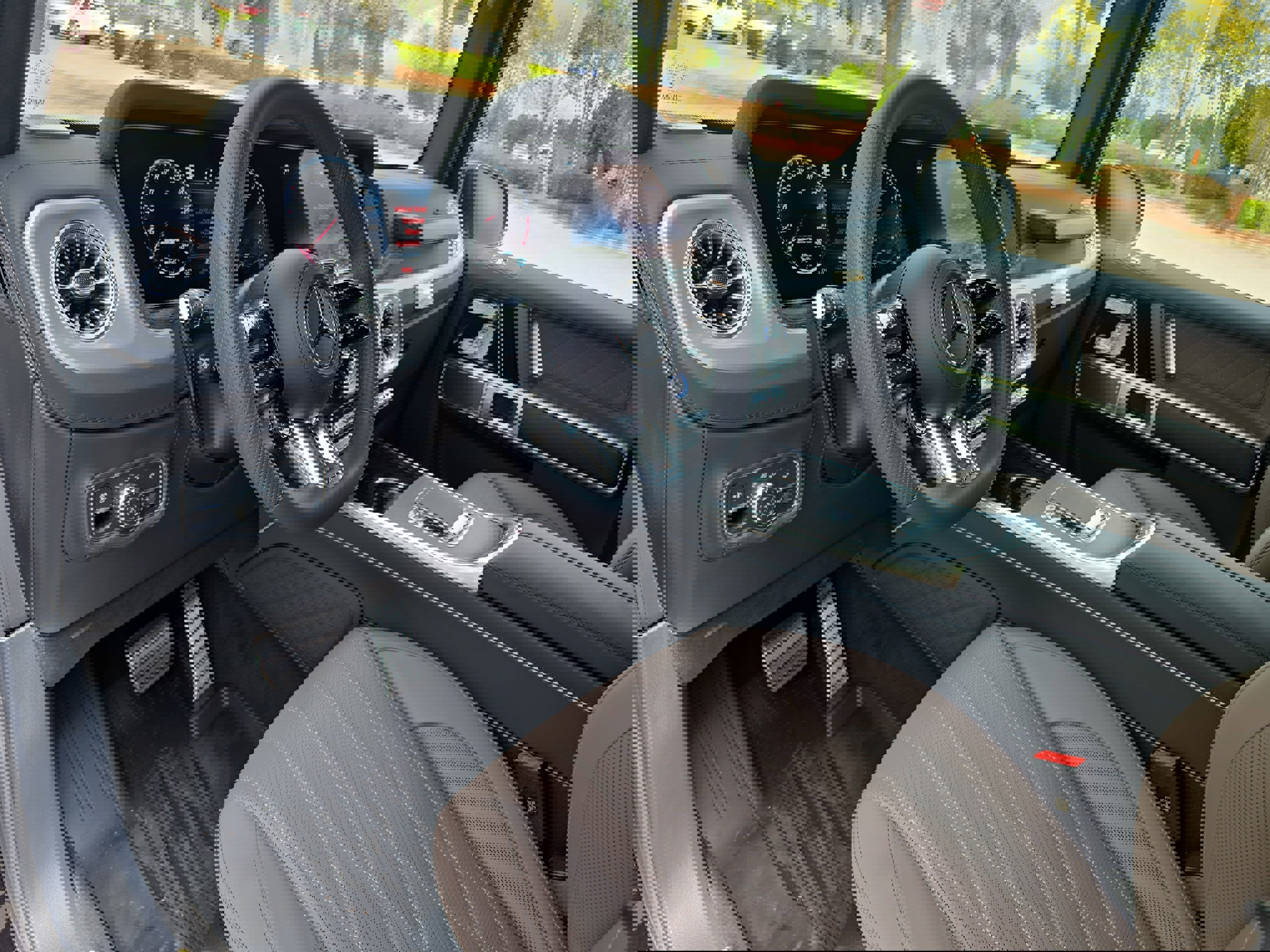 Used 2026 Mercedes-Benz G 63 AMG 4MATIC image 15