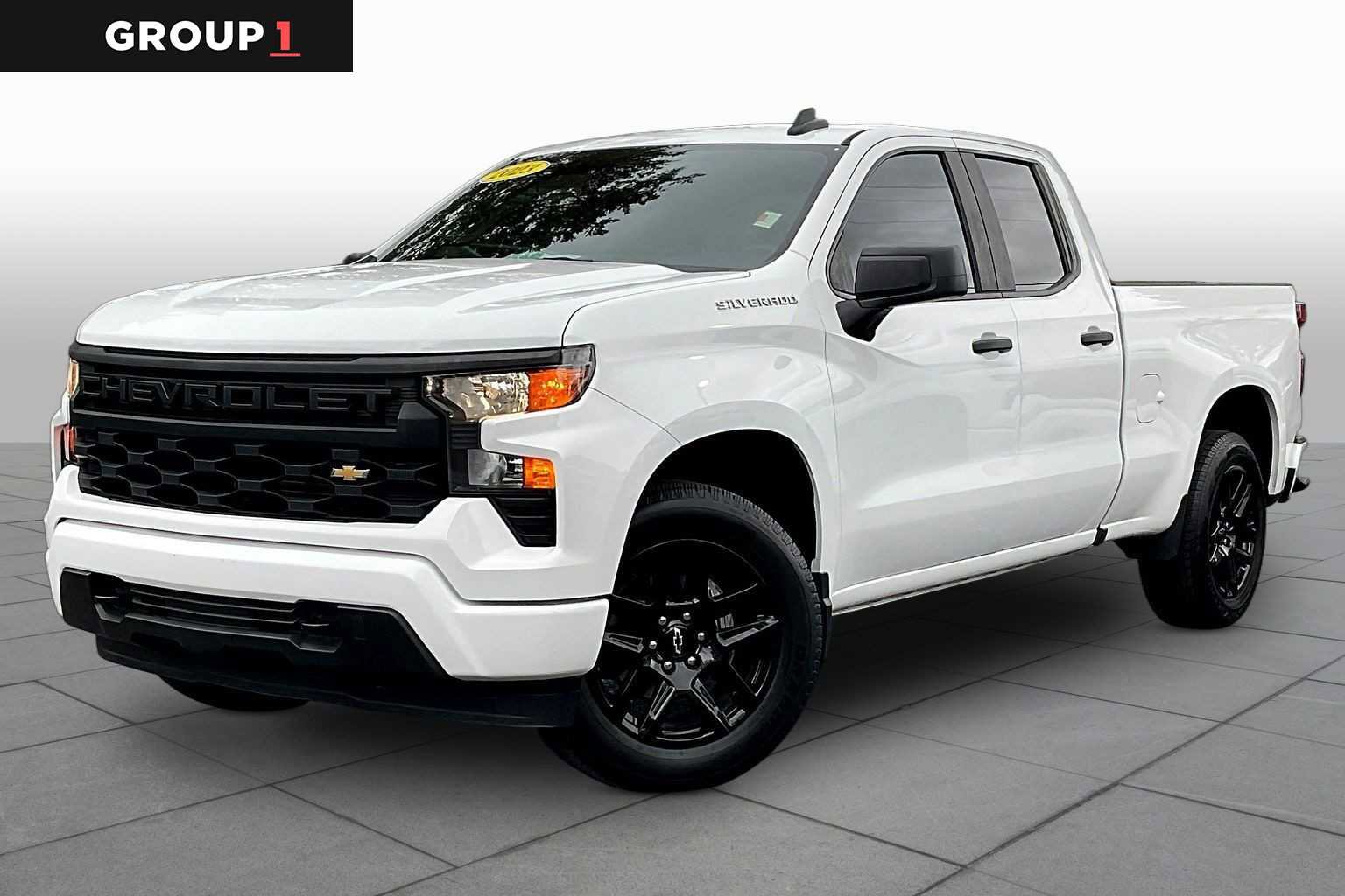 Certified 2023 Chevrolet Silverado 1500 Custom RWD image 1
