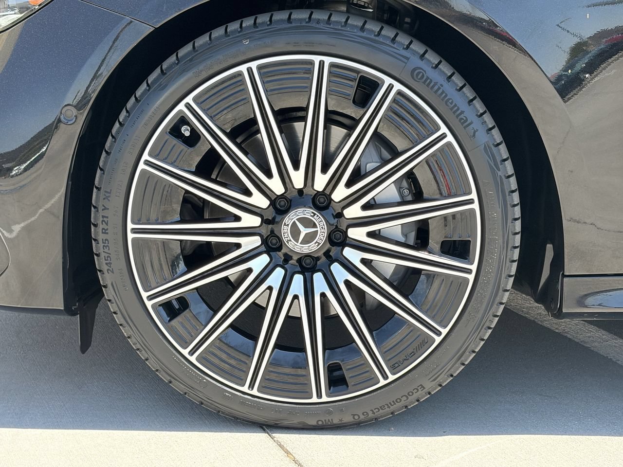 Used 2026 Mercedes-Benz E 350 4MATIC Sedan image 9
