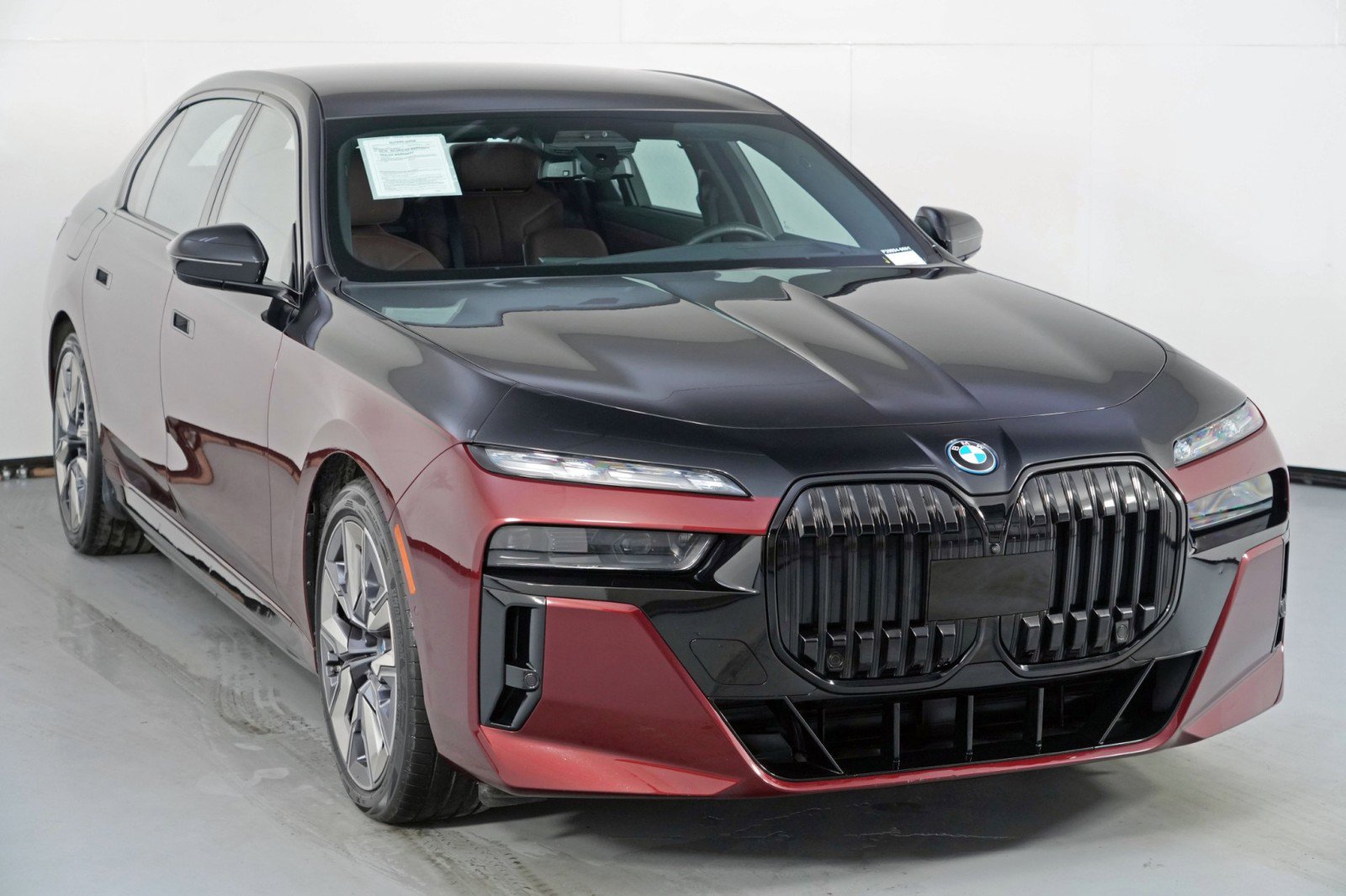 Used 2024 BMW i7 xDrive60 image 68