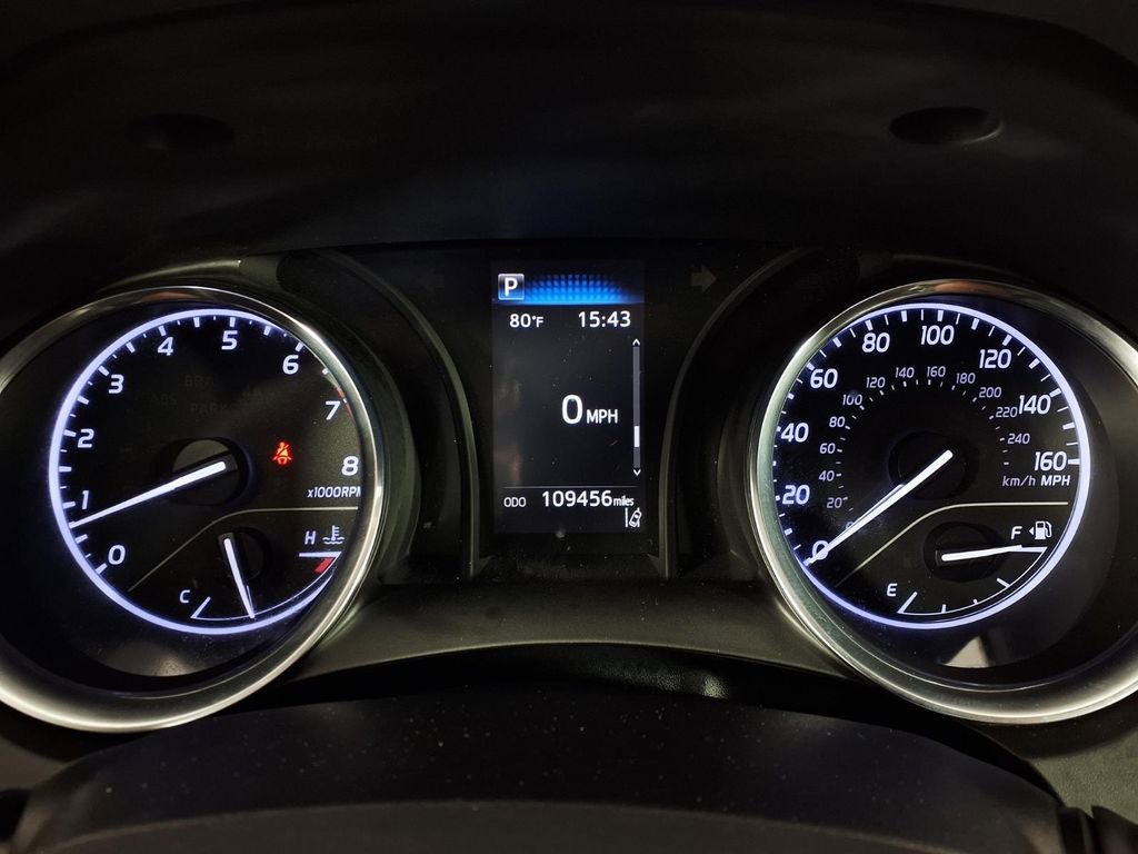 Used 2019 Toyota Camry LE FWD image 16