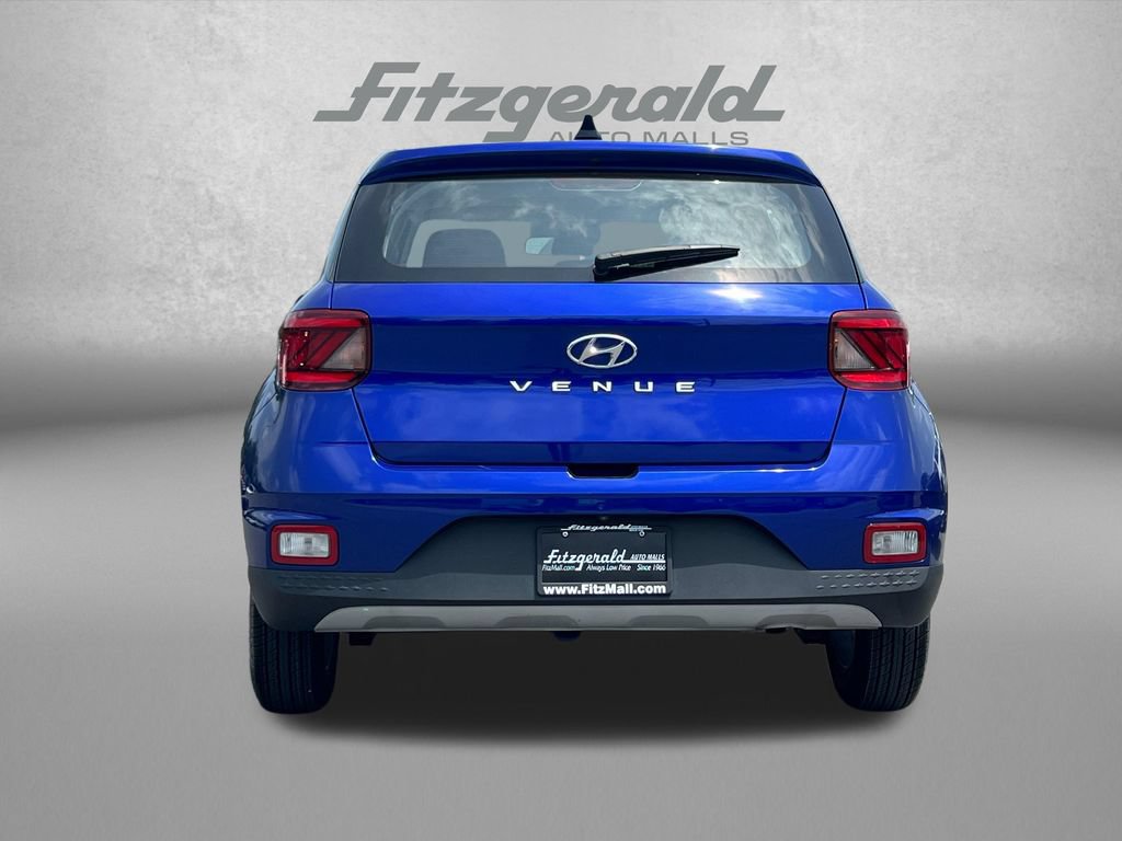 Used 2021 Hyundai Venue SE FWD image 7