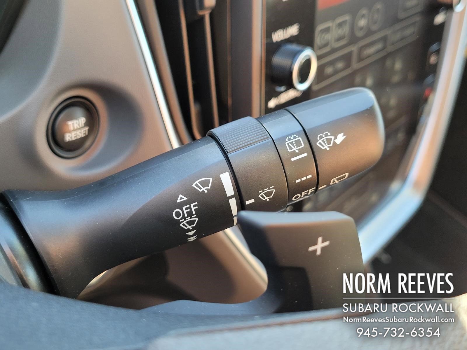 Certified 2025 Subaru Crosstrek 2.0i Premium image 31