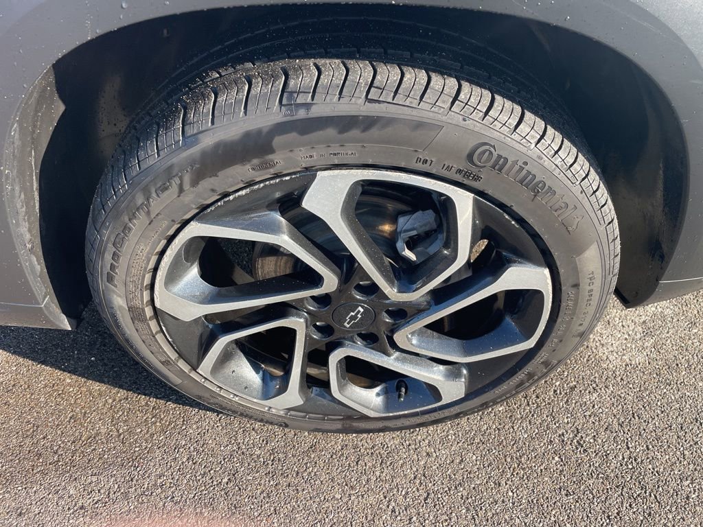 Used 2024 Chevrolet Trax RS w/ Sunroof Package image 11