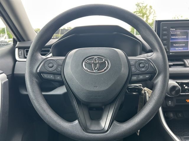 Used 2020 Toyota RAV4 LE w/ Carpet Mat Package FWD image 15