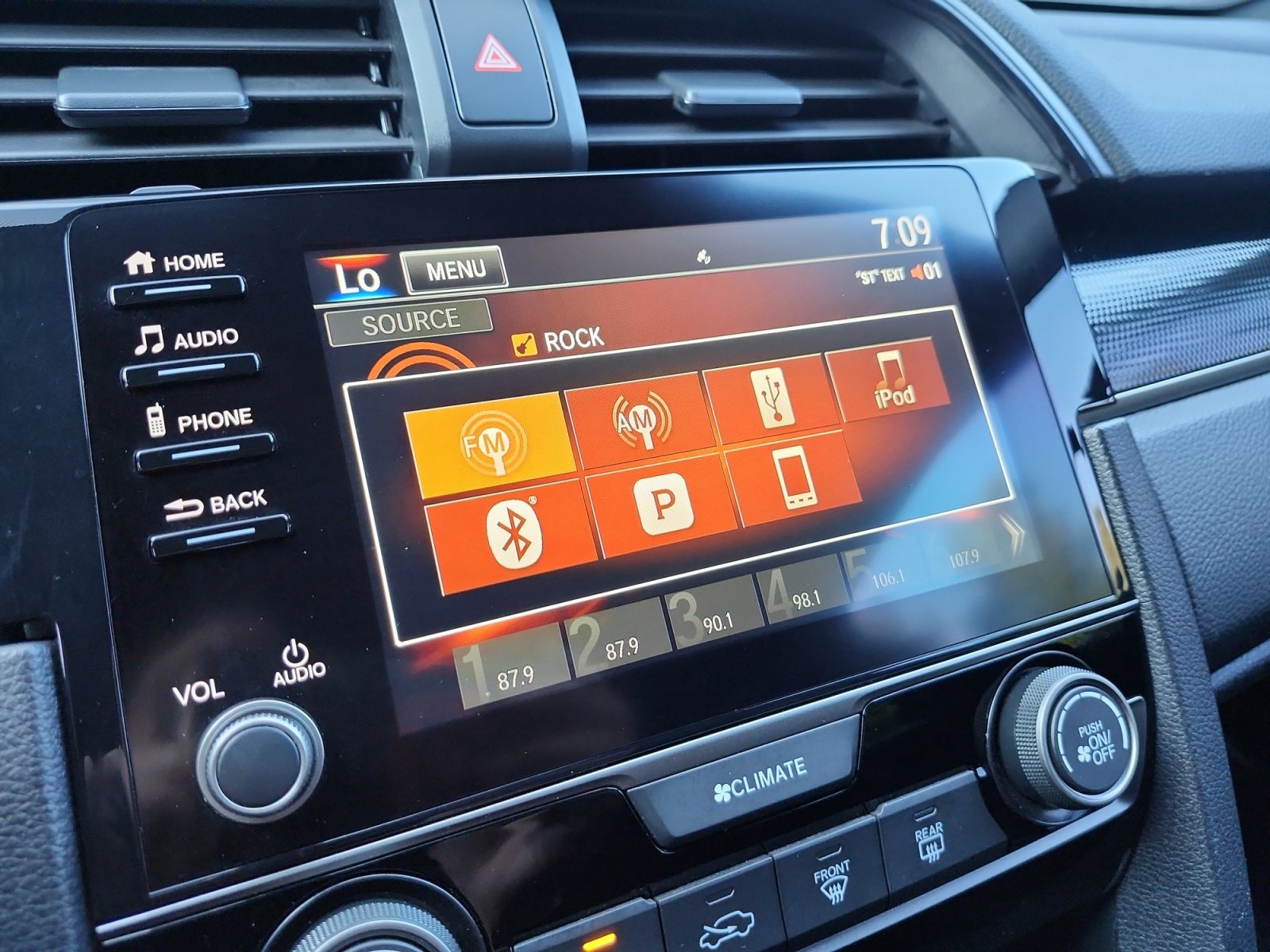 Used 2021 Honda Civic Sport image 18