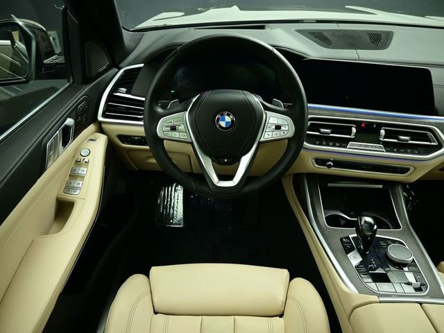 Used 2021 BMW X7 xDrive40i w/ Premium Package image 33