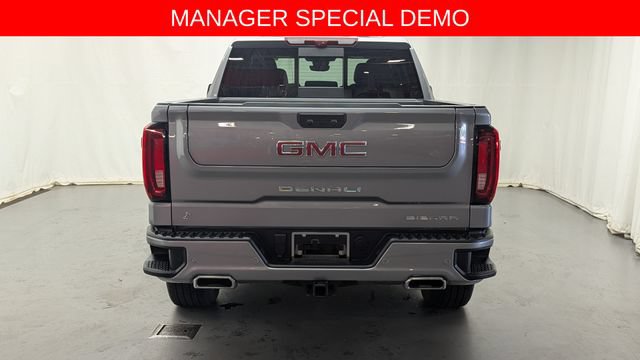 Used 2026 GMC Sierra 1500 Denali w/ Denali Reserve Package AWD/4WD image 4