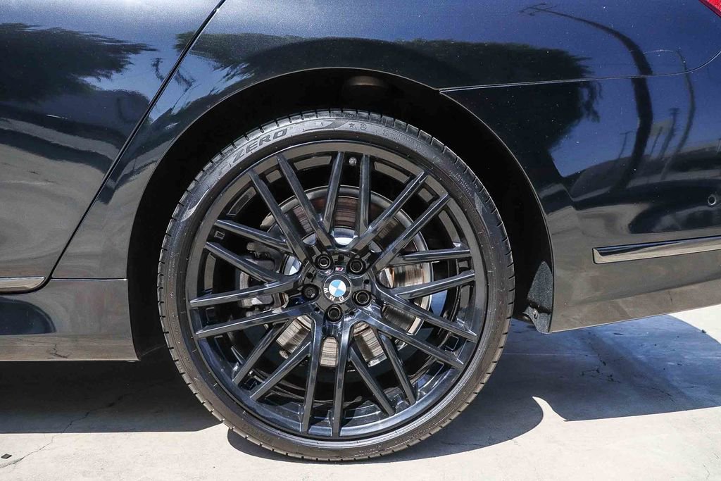 Used 2022 BMW 750i xDrive w/ Executive Package AWD/4WD image 12
