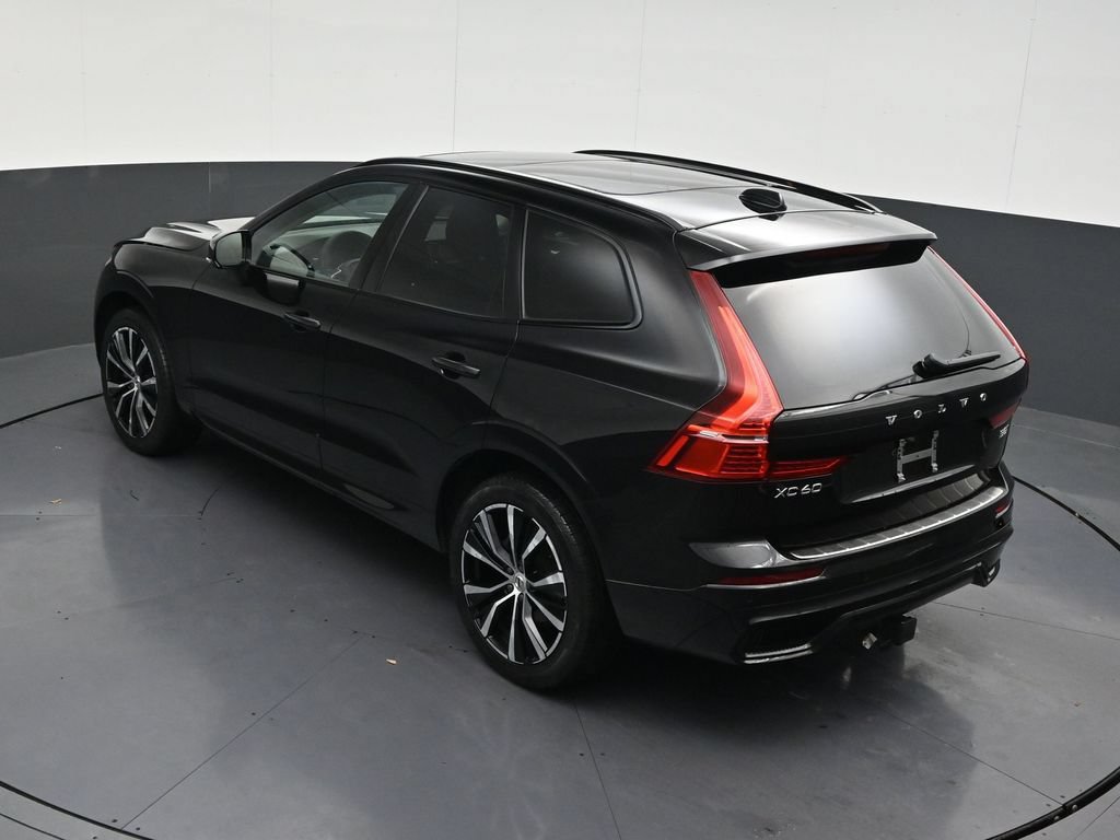 Certified 2024 Volvo XC60 B5 Plus w/ Protection Package Premier AWD/4WD image 16
