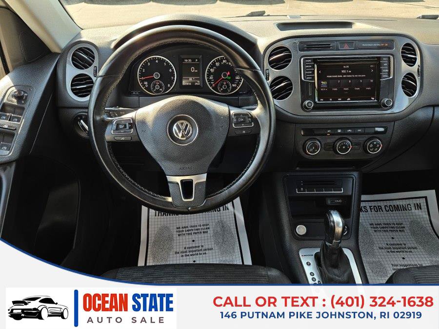 Used 2018 Volkswagen Tiguan Limited w/ Premium Package AWD/4WD image 16