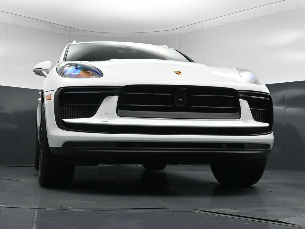 New 2026 Porsche Macan S AWD/4WD image 29