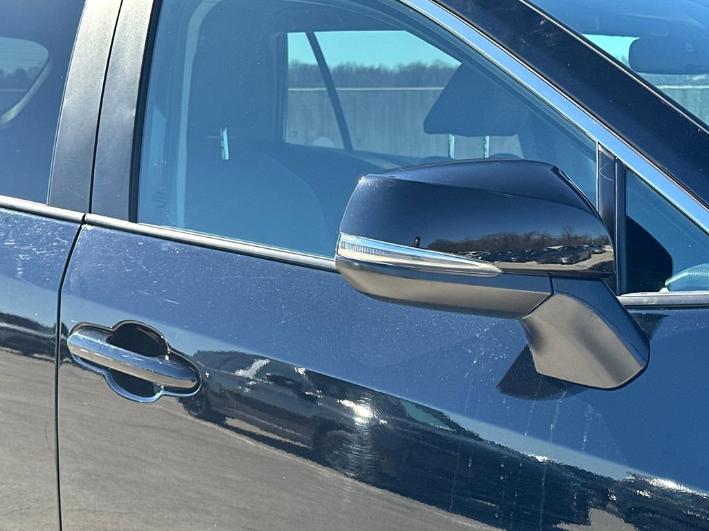 Used 2025 Toyota RAV4 XLE image 8