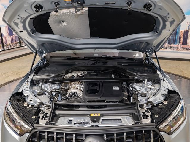 Certified 2024 Mercedes-Benz GLC 43 AMG 4MATIC image 5