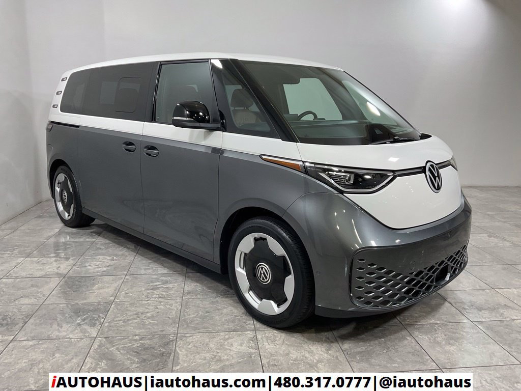 Used 2025 Volkswagen ID. Buzz Pro S Plus RWD image 8