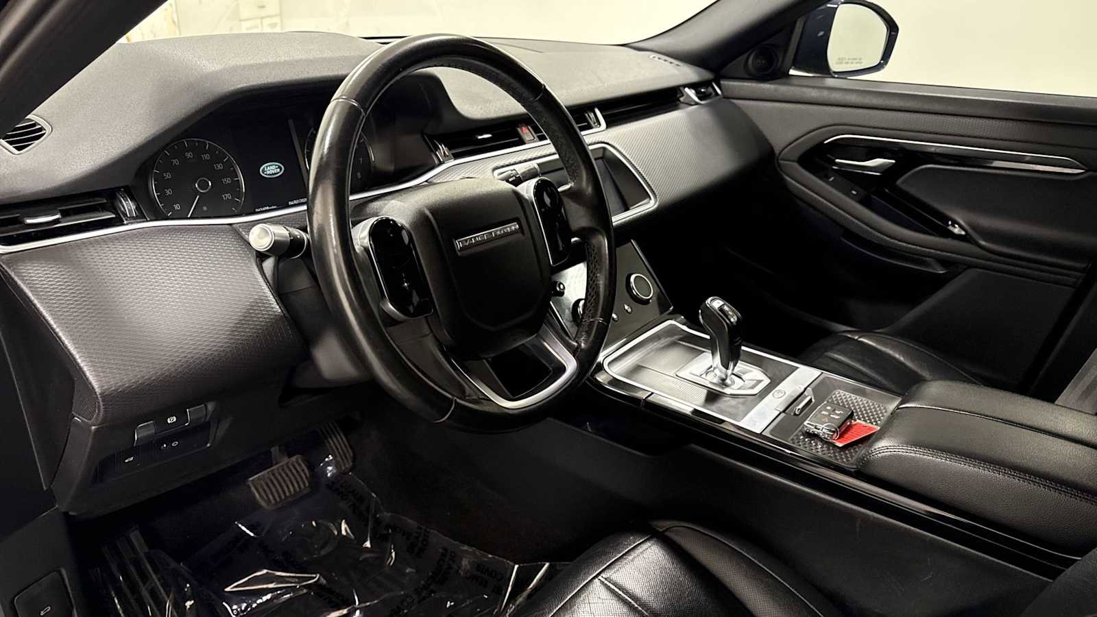 Used 2020 Land Rover Range Rover Evoque S image 12