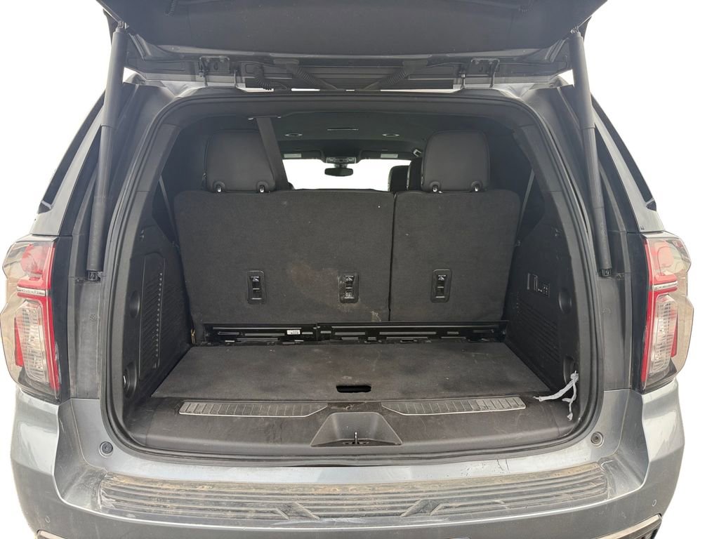 Used 2022 Chevrolet Tahoe RST w/ Luxury Package AWD/4WD image 22