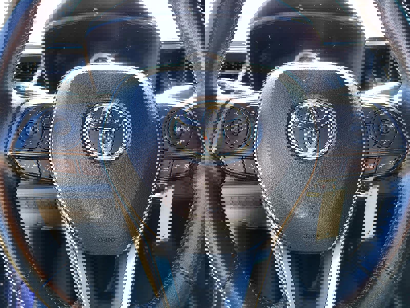 Used 2022 Toyota Corolla SE image 16