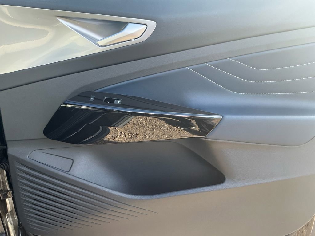 New 2026 Volkswagen ID.4 Pro S AWD/4WD image 16