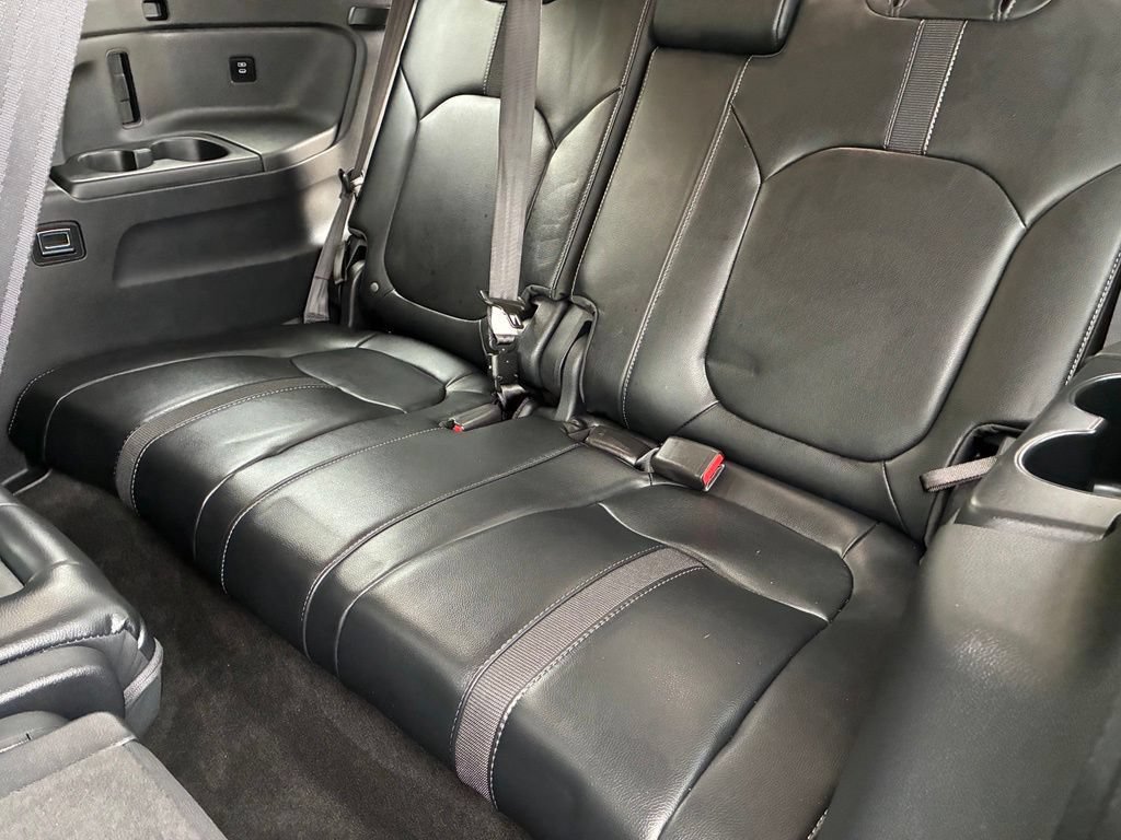 Used 2025 Honda Pilot EX-L image 32