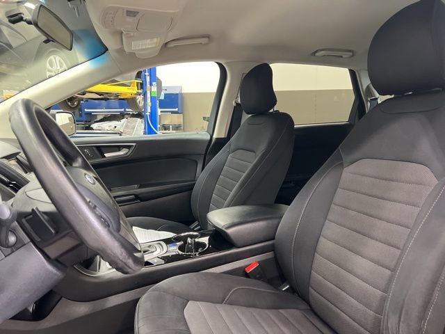 Used 2015 Ford Edge SE AWD/4WD image 10