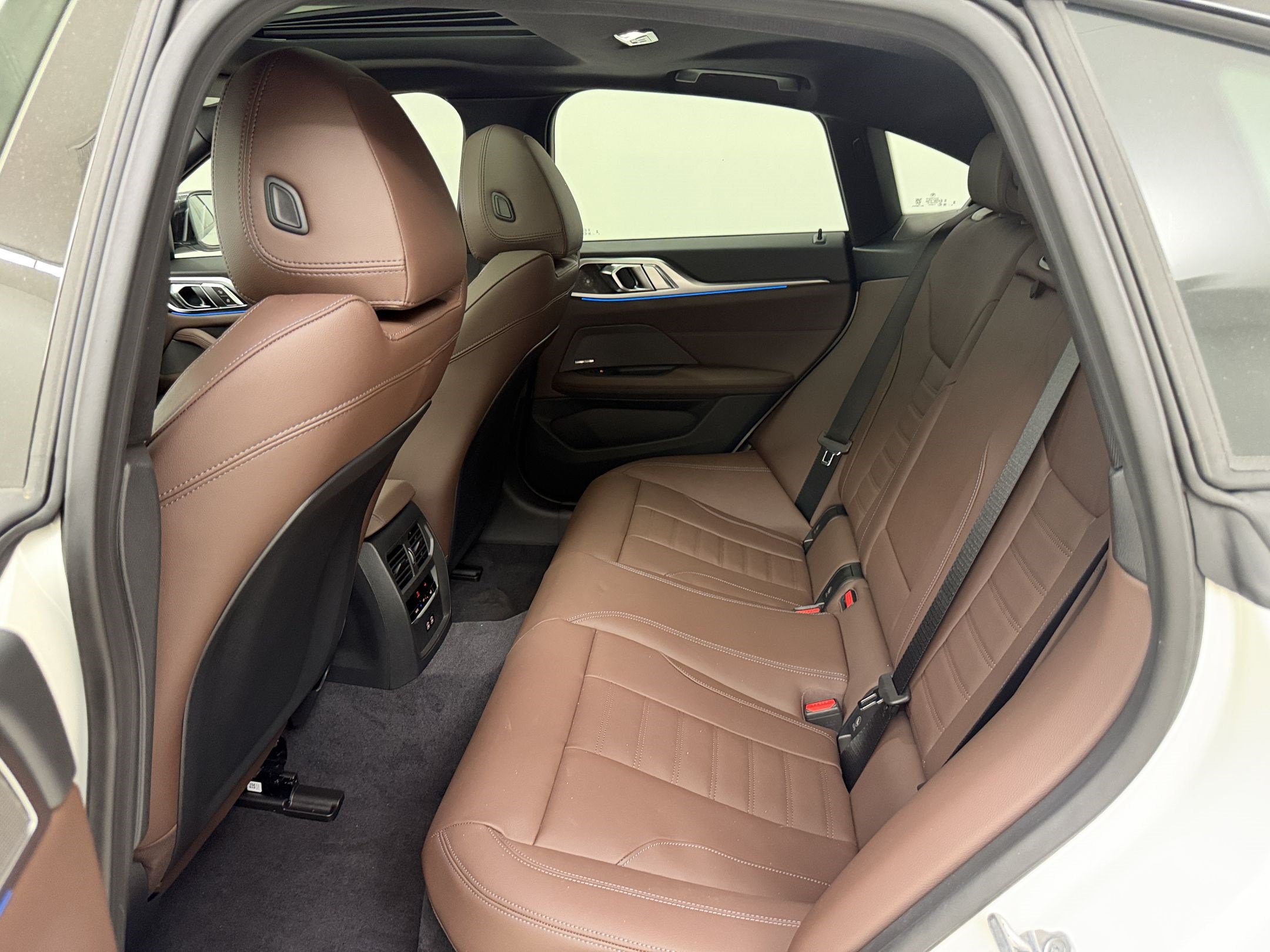 New 2026 BMW i4 eDrive40 w/ M Sport Package RWD image 25