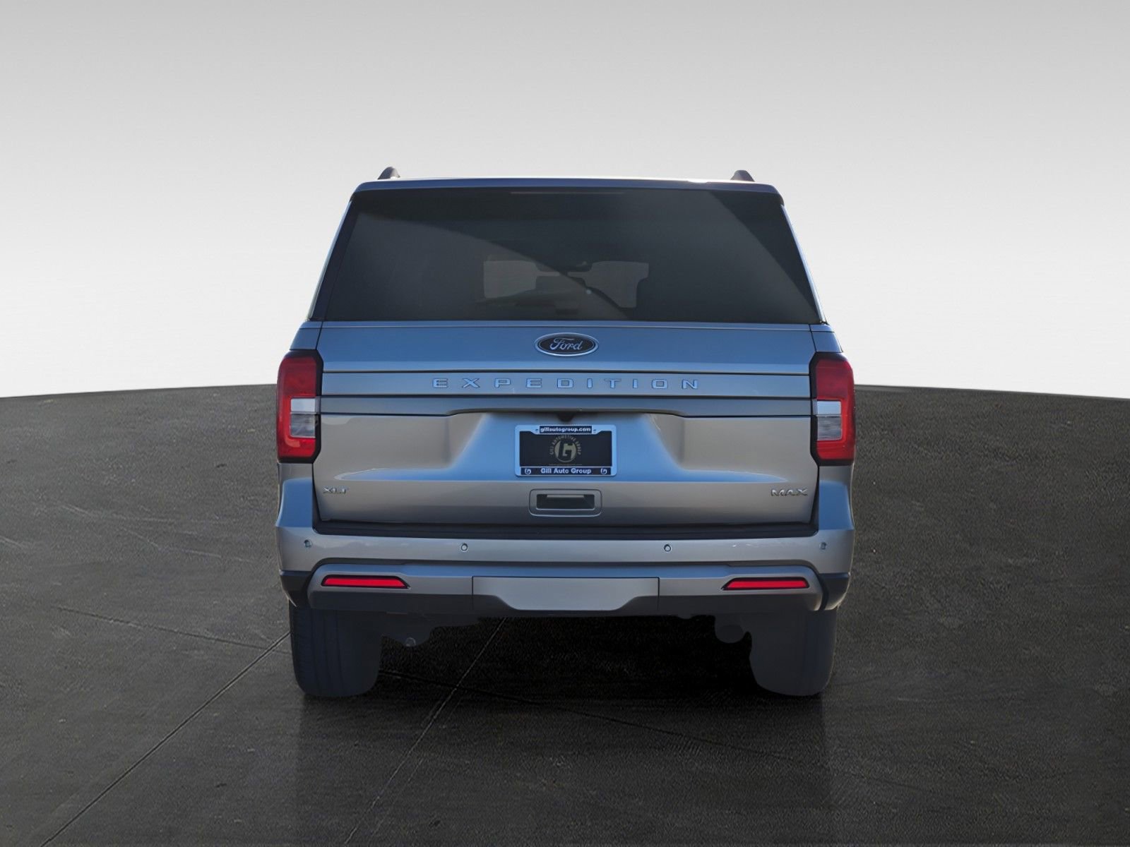 Used 2024 Ford Expedition Max XLT image 5