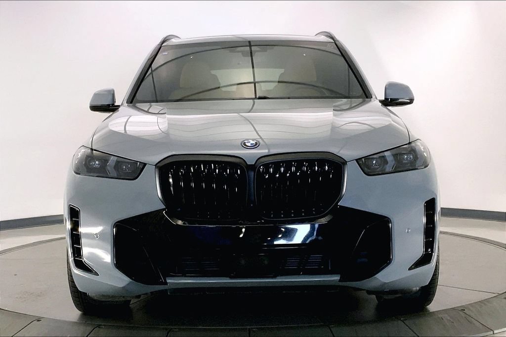 Certified 2024 BMW X5 xDrive50e AWD/4WD image 2