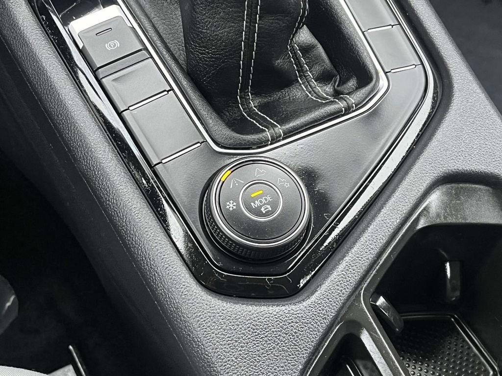 Certified 2023 Volkswagen Taos S image 30