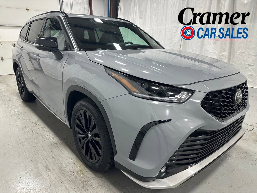 Used 2025 Toyota Highlander XSE AWD/4WD image 1
