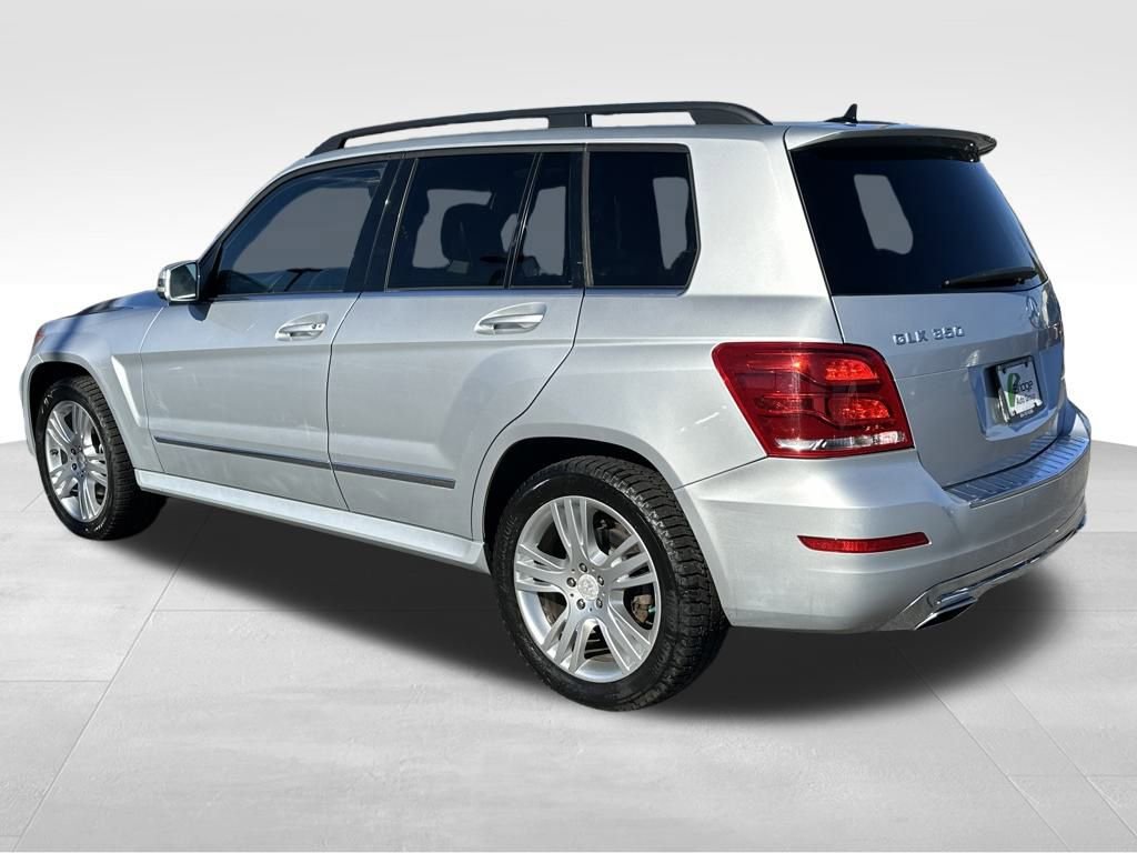 Used 2013 Mercedes-Benz GLK 350 4MATIC image 6