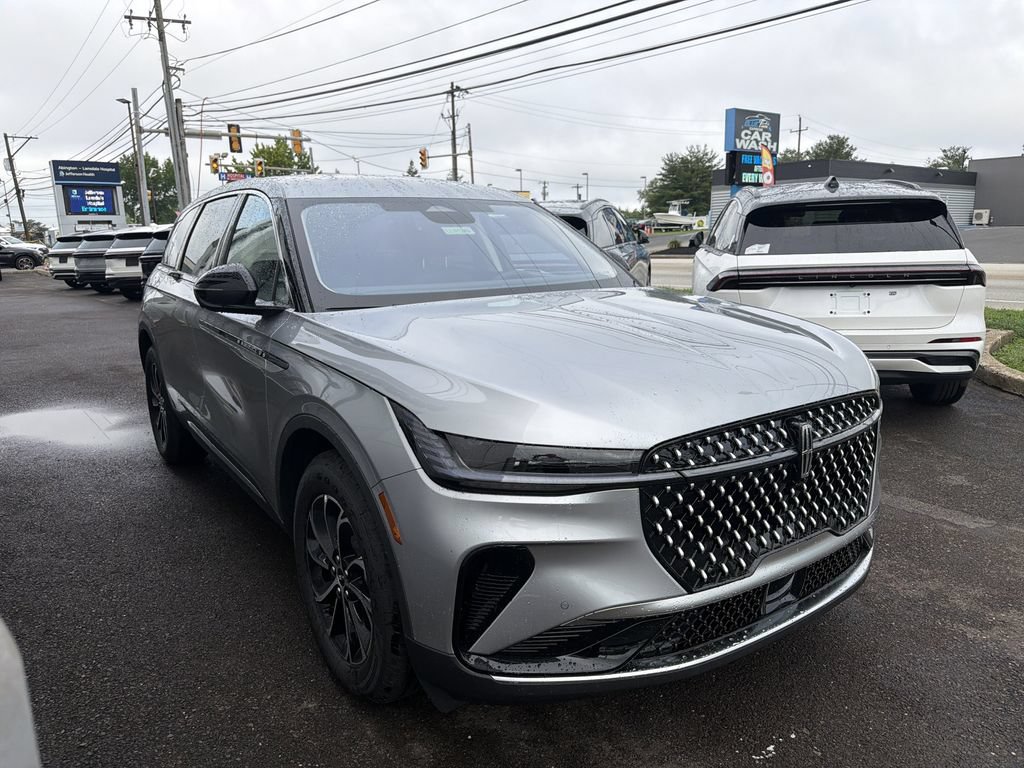 New 2026 Lincoln Nautilus Premier AWD/4WD image 4
