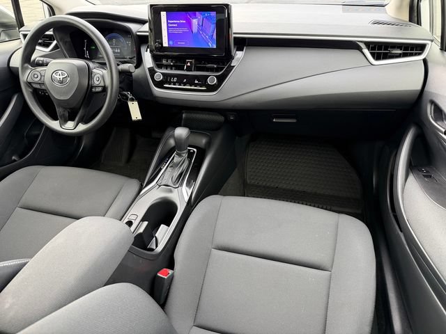 Certified 2026 Toyota Corolla LE FWD image 35