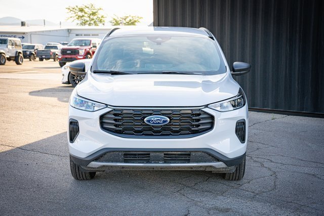 New 2025 Ford Escape ST-Line image 3