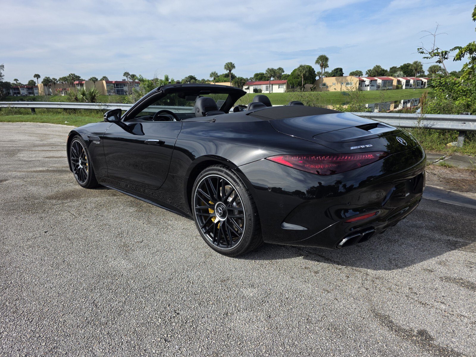 Used 2022 Mercedes-Benz SL 63 AMG 4MATIC image 2