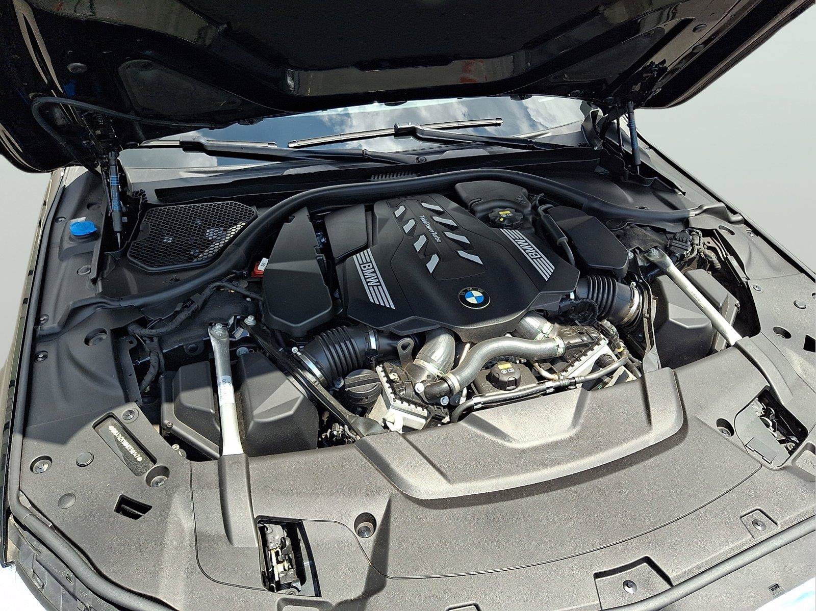 Used 2021 BMW 750i xDrive w/ Executive Package AWD/4WD image 24