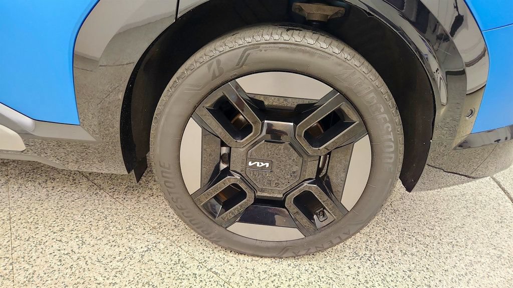 Used 2024 Kia EV9 GT-Line AWD/4WD image 9