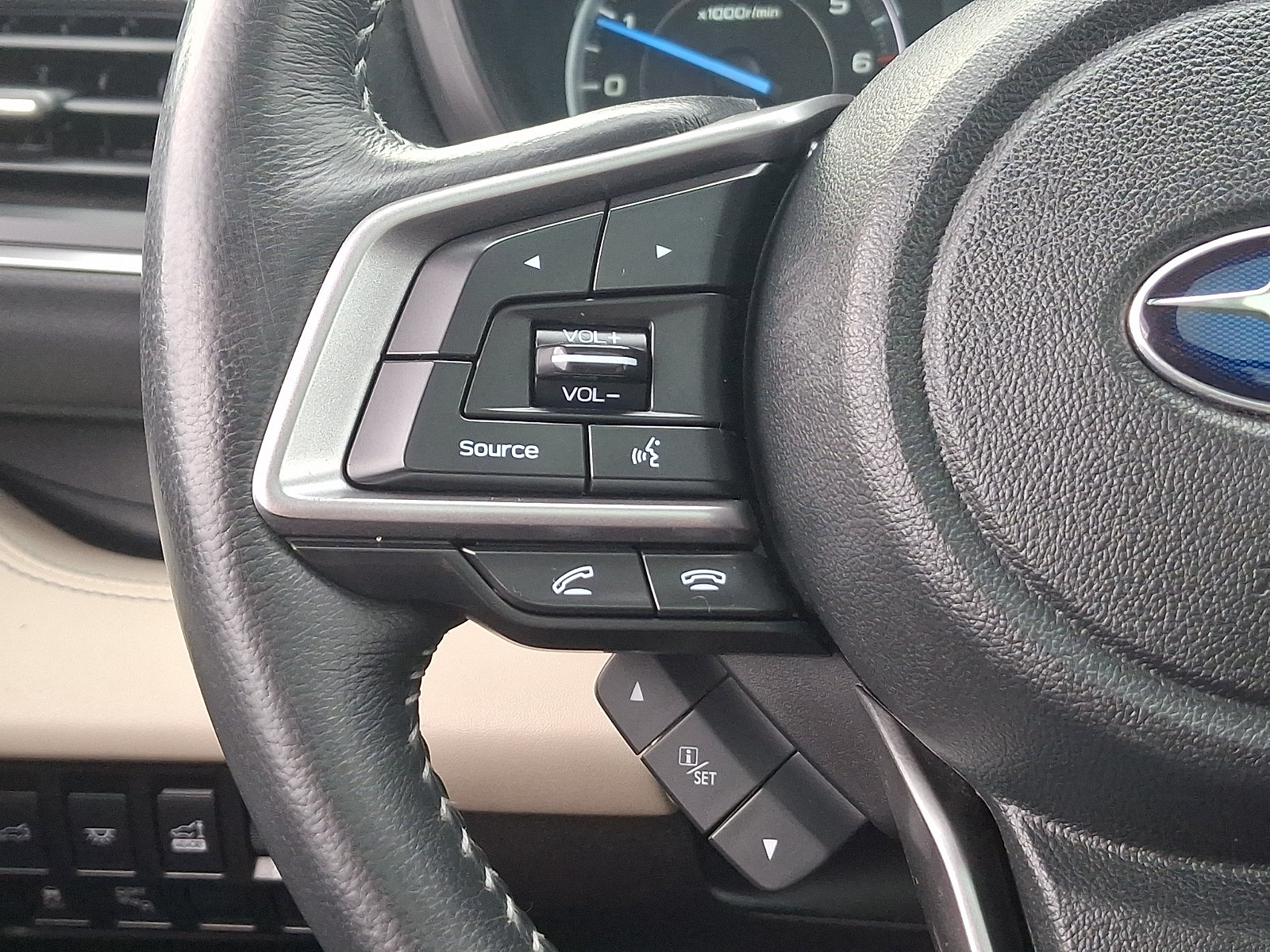 Used 2020 Subaru Ascent Limited w/ Technology Package AWD/4WD image 23