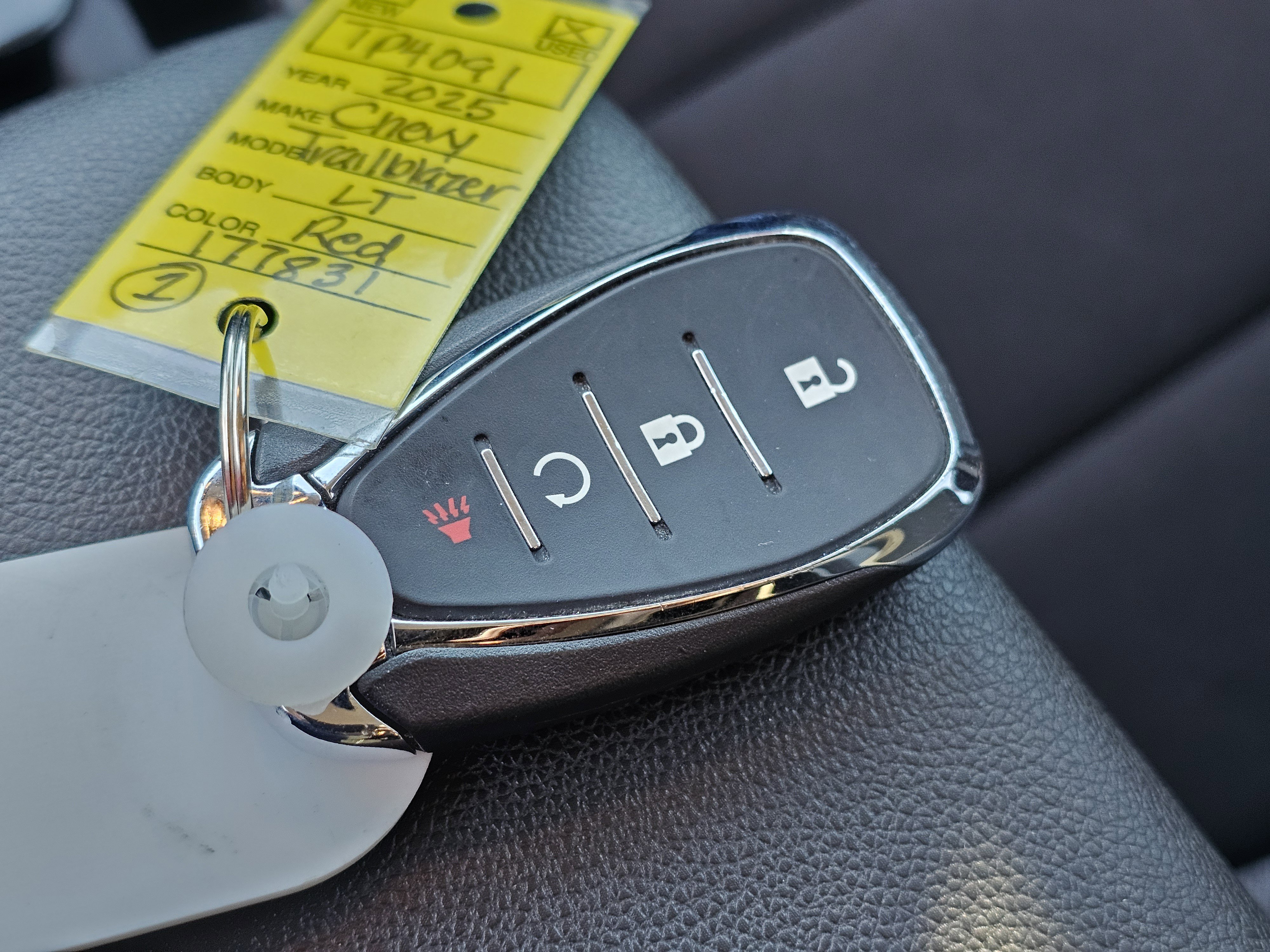 Used 2025 Chevrolet TrailBlazer LT image 30