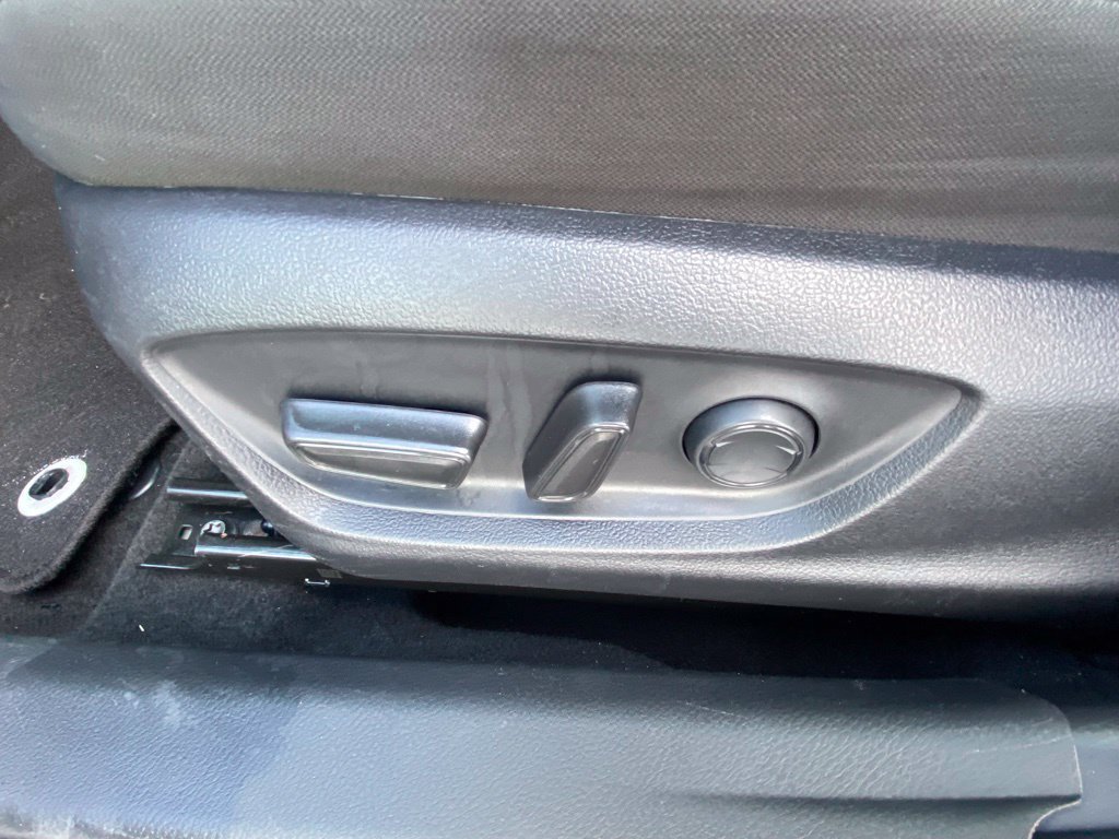 Used 2023 Toyota Camry LE FWD image 9