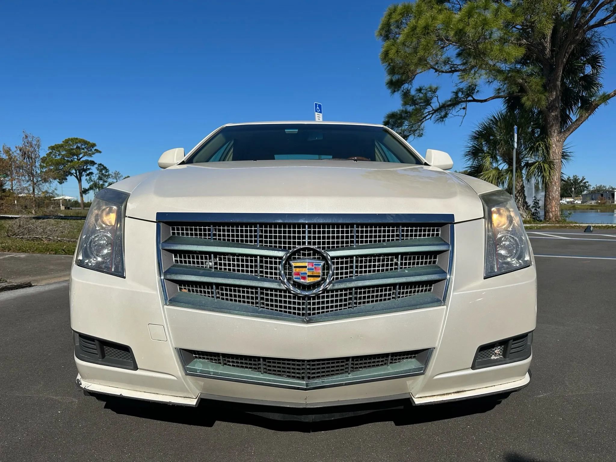 Used 2011 Cadillac CTS Luxury image 5
