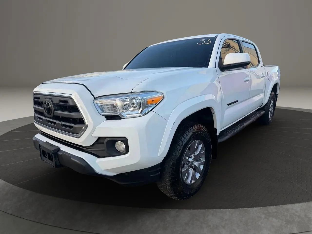 Used 2017 Toyota Tacoma SR5 w/ Tow Package image 1